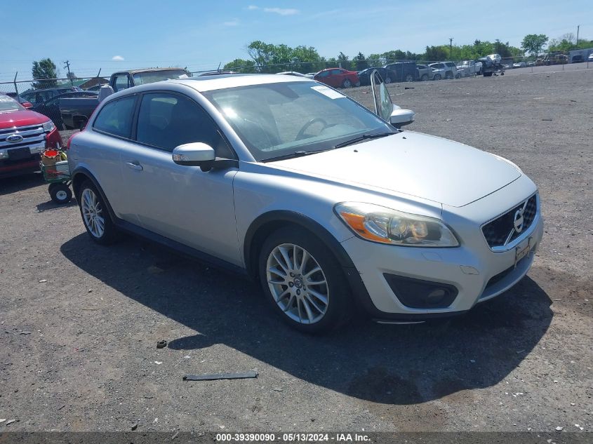 2011 Volvo C30 T5/T5 R-Design VIN: YV1672MK1B2209391 Lot: 39390090