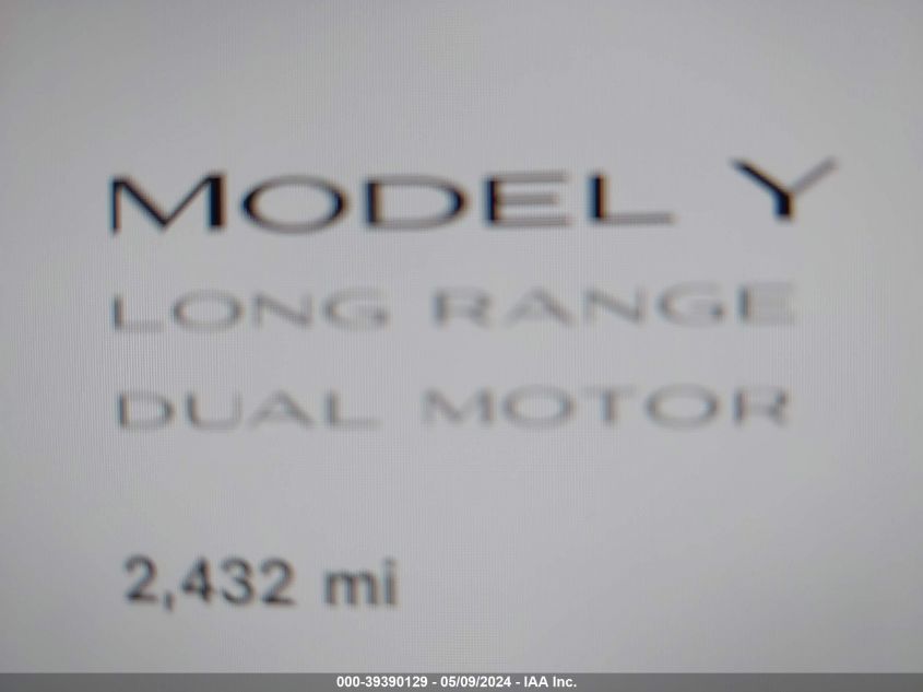 2023 Tesla Model Y Awd/Long Range Dual Motor All-Wheel Drive VIN: 7SAYGDEEXPA199922 Lot: 39390129