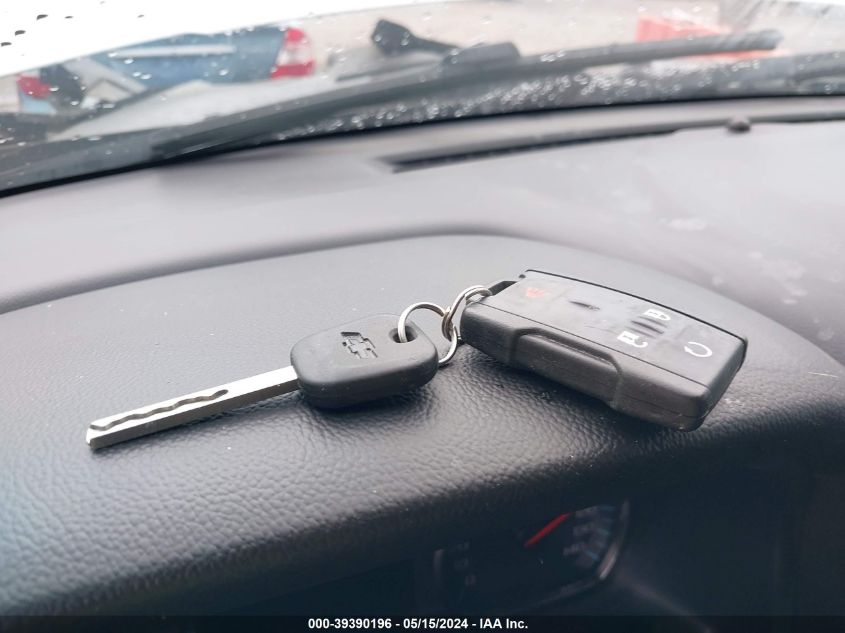 2018 Chevrolet Silverado 1500 2Lt VIN: 3GCUKREC7JG523225 Lot: 39390196