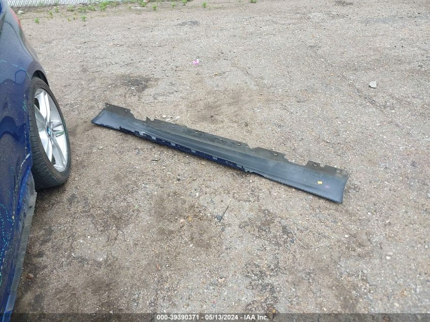 2013 BMW 135I VIN: WBAUN7C51DVM27308 Lot: 39390371