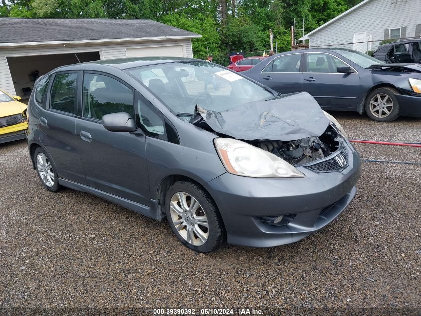 2011 Honda Fit Sport VIN: JHMGE8H52BC000239 Lot: 39390392