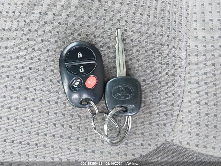 2008 Toyota Sienna Le VIN: 5TDZK23C88S211149 Lot: 39390433