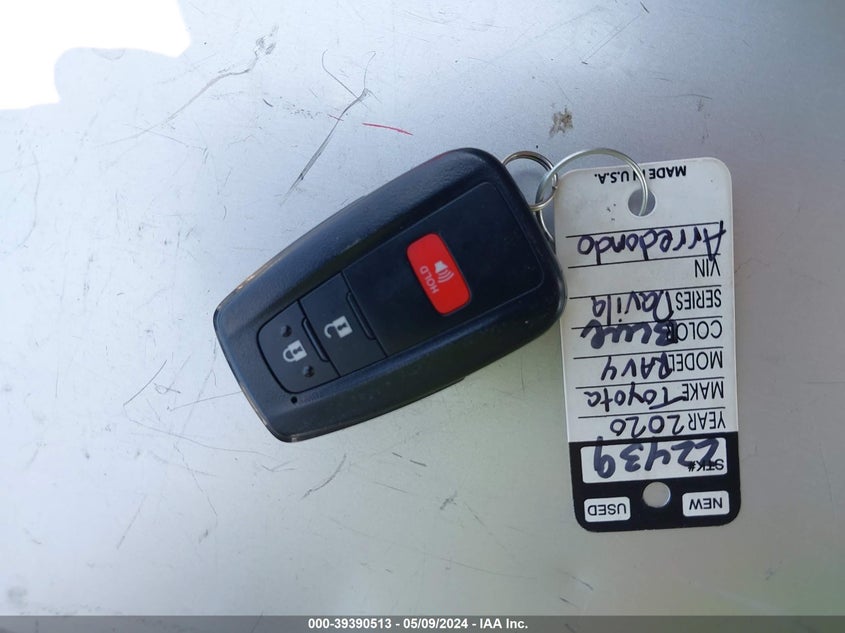 2020 TOYOTA RAV4 XLE - 2T3W1RFV2LC033761