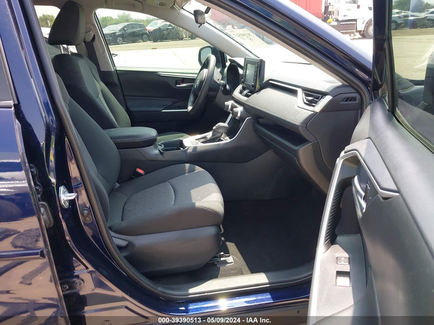 2020 TOYOTA RAV4 XLE - 2T3W1RFV2LC033761