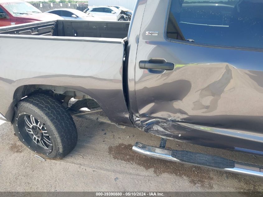 2019 Toyota Tundra Sr5 5.7L V8 VIN: 5TFDY5F15KX829535 Lot: 39390880