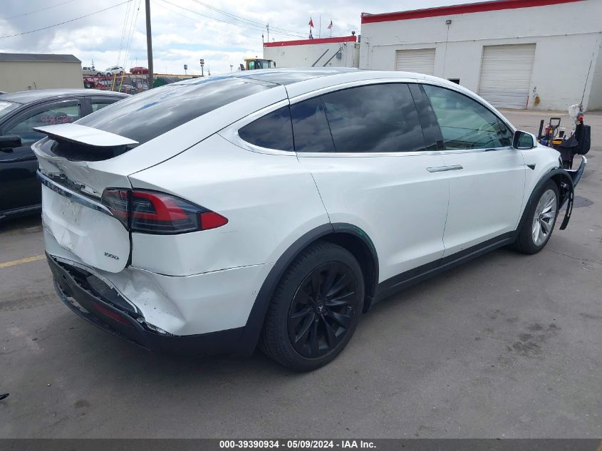 2017 Tesla Model X 100D/75D/90D VIN: 5YJXCBE21HF066503 Lot: 39390934