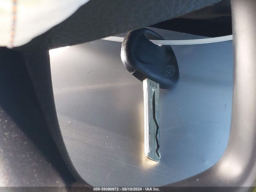 2011 Kia Sorento Lx VIN: 5XYKT3A18BG166630 Lot: 39390972