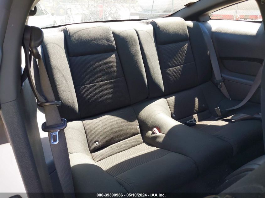 2010 Ford Mustang V6/V6 Premium VIN: 1ZVBP8AN2A5158869 Lot: 39390986