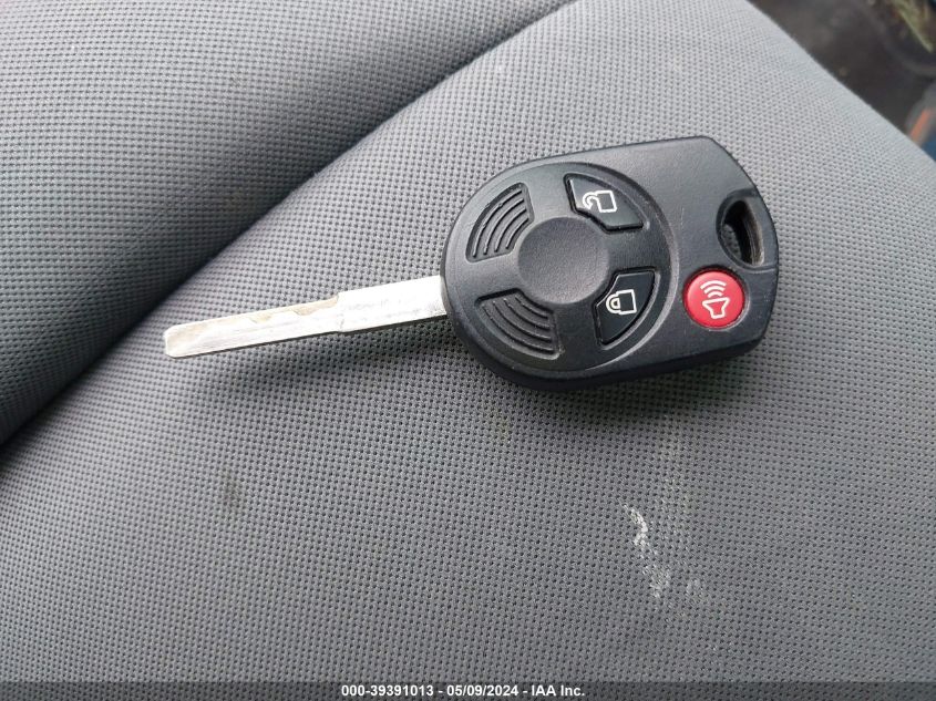 2017 Ford Escape S VIN: 1FMCU0F71HUB65125 Lot: 39391013