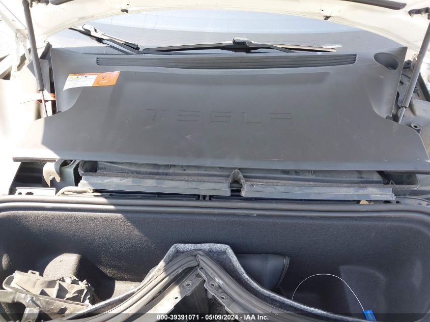 Tesla Model S 2016-auction-9