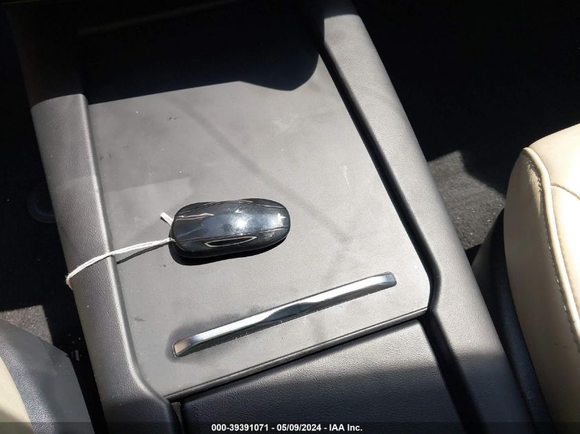 Tesla Model S 2016-auction-10