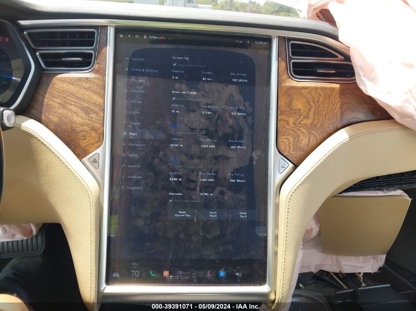 Tesla Model S 2016-auction-6