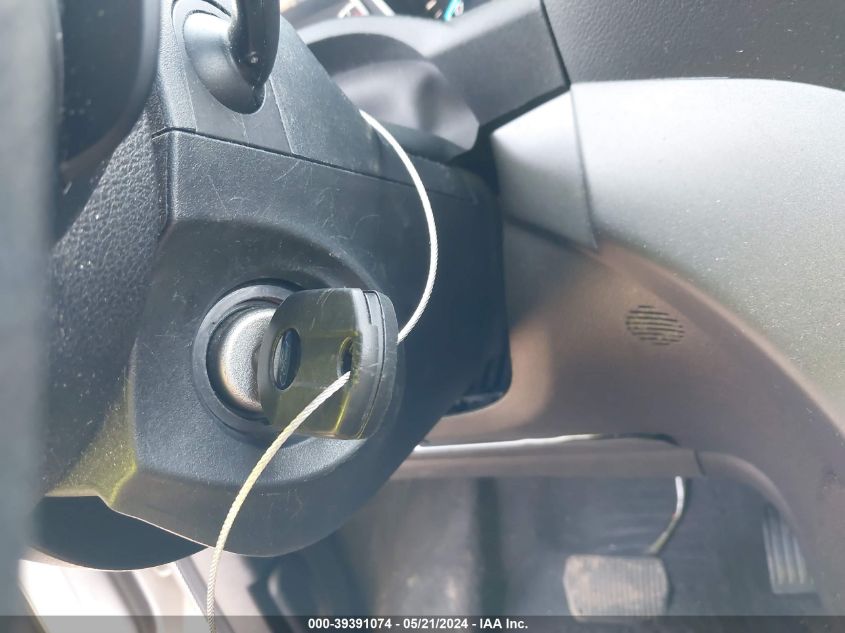 2014 Ford Escape S VIN: 1FMCU0F74EUE38067 Lot: 39391074