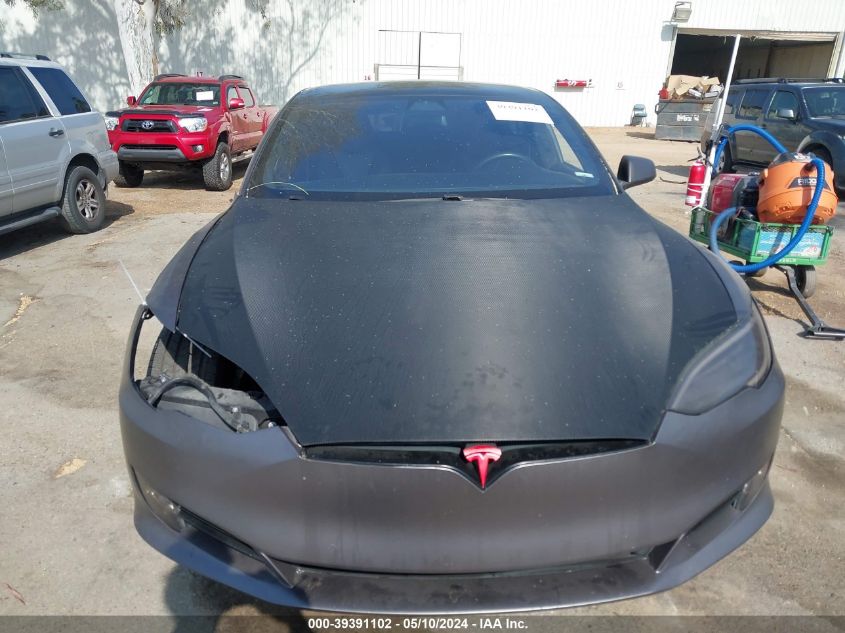 2019 Tesla Model S 100D/75D/Long Range/Standard Range VIN: 5YJSA1E28KF299781 Lot: 39391102