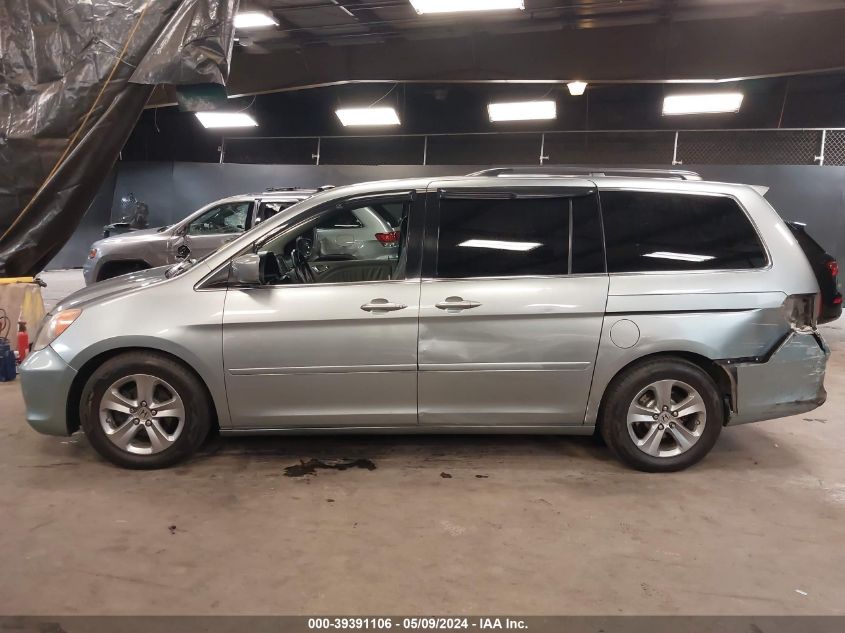 2008 Honda Odyssey Touring VIN: 5FNRL38878B024688 Lot: 39391106