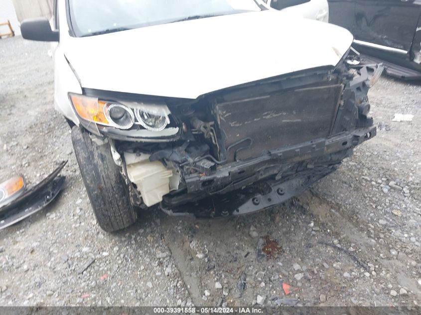 2012 Hyundai Santa Fe Gls V6 VIN: 5XYZGDAGXCG105939 Lot: 39391558