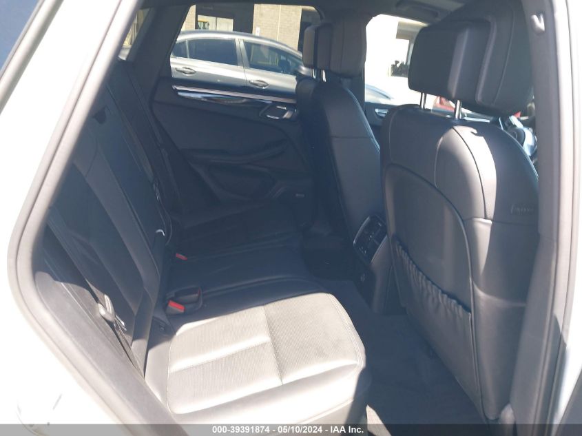 2019 Porsche Macan VIN: WP1AA2A58KLB07353 Lot: 39391874