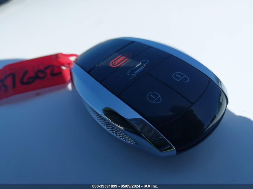 2021 Bentley Bentayga - SJAAM2ZV1MC037602