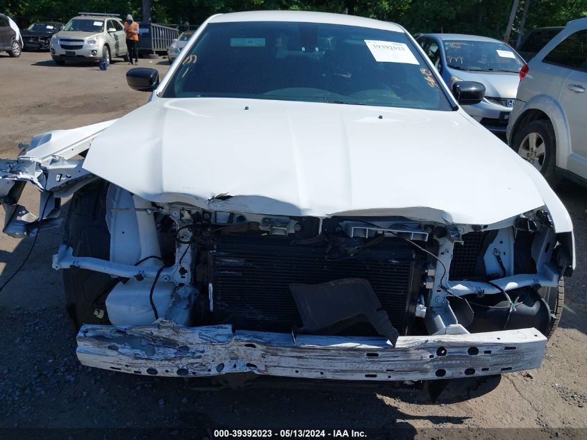 2019 Chrysler 300 300S VIN: 2C3CCABG1KH697685 Lot: 39392023