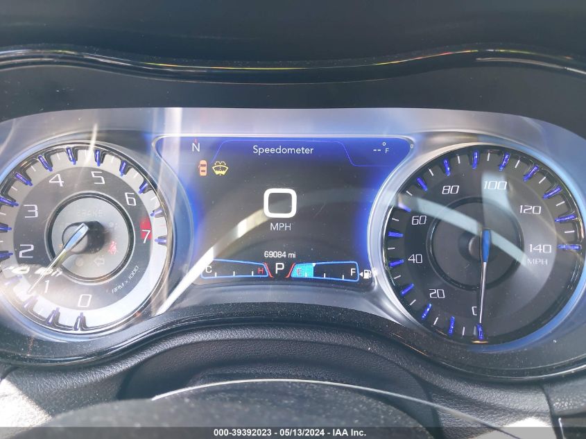 2019 Chrysler 300 300S VIN: 2C3CCABG1KH697685 Lot: 39392023