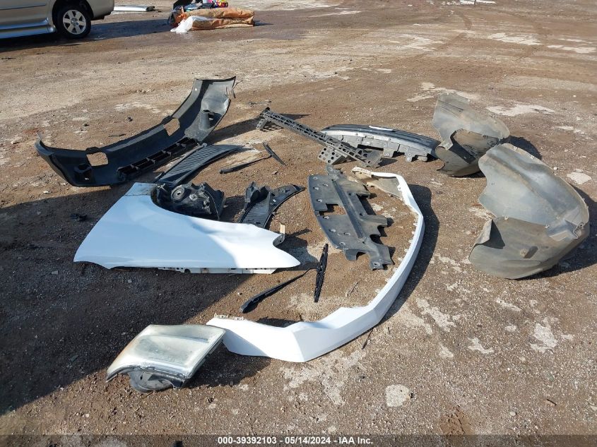 2011 Ford Expedition Xl VIN: 1FMJU1F52BEF31350 Lot: 39392103