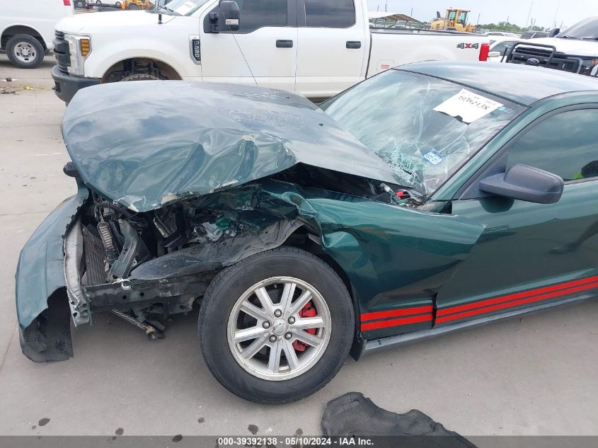 2007 Ford Mustang V6 Deluxe/V6 Premium VIN: 1ZVFT80NX75338124 Lot: 39392138