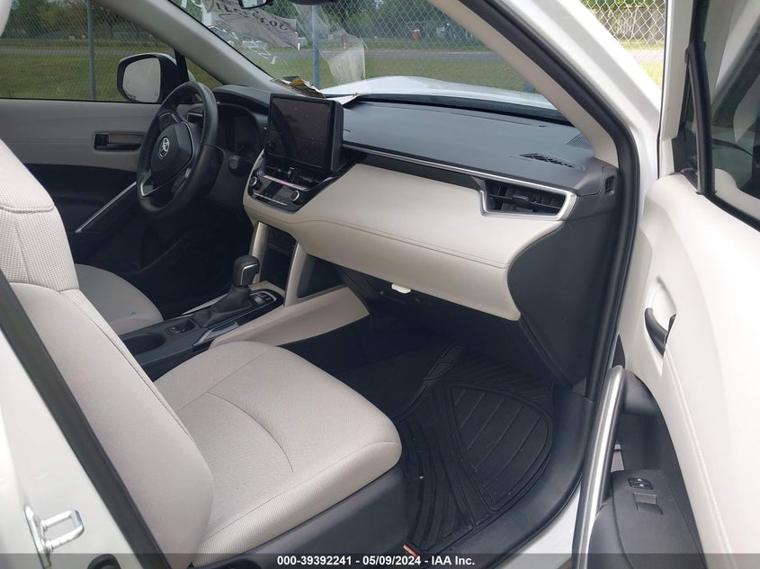 2023 Toyota Corolla Cross Le VIN: 7MUCAABG9PV075528 Lot: 39392241