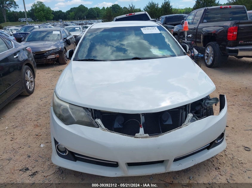 2014 Toyota Camry Se VIN: 4T1BF1FK0EU460146 Lot: 39392312