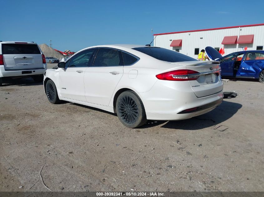 2017 Ford Fusion Hybrid Titanium VIN: 3FA6P0RU2HR360268 Lot: 39392341