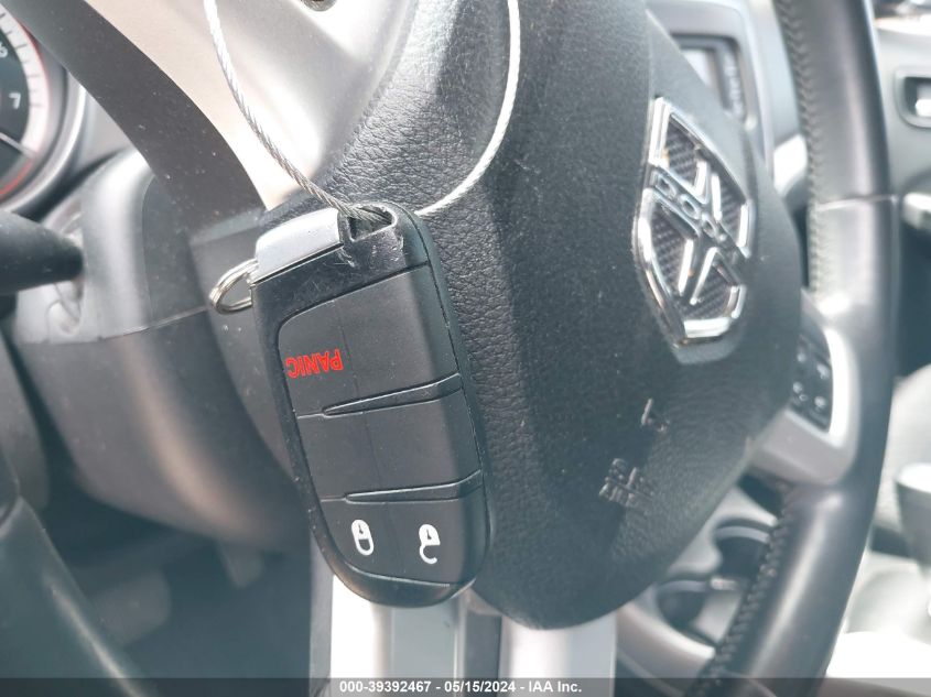 2018 Dodge Journey Sxt VIN: 3C4PDCBG5JT526210 Lot: 39392467