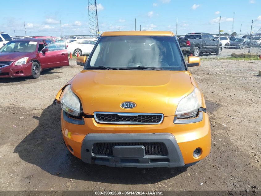 2011 Kia Soul + VIN: KNDJT2A23B7212909 Lot: 39392538