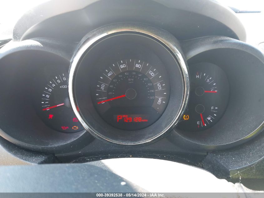 2011 Kia Soul + VIN: KNDJT2A23B7212909 Lot: 39392538