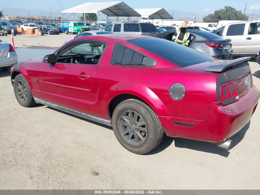 2005 Ford Mustang V6 Deluxe/V6 Premium VIN: 1ZVFT80N955210907 Lot: 39392549