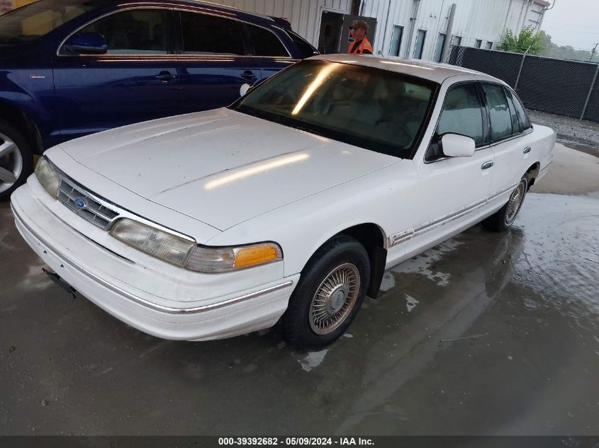 1996 Ford Crown Victoria VIN: 2FALP73W7TX213444 Lot: 39392682