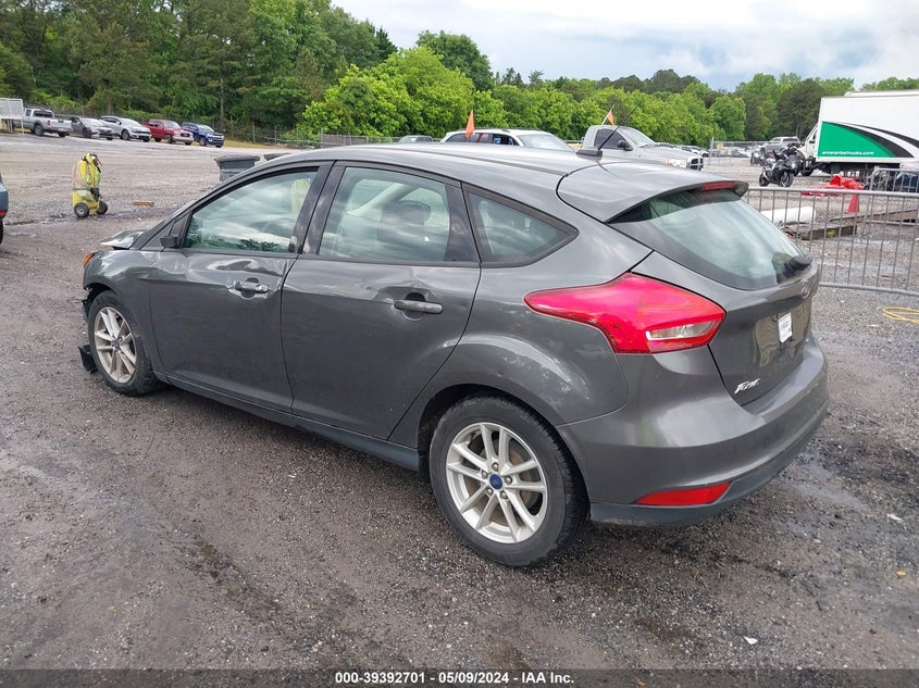 VIN 1FADP3K24JL231552 2018 FORD FOCUS SE