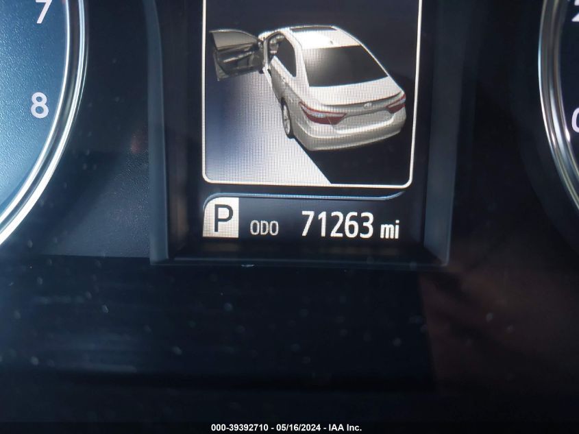 2016 Toyota Camry Le VIN: 4T1BF1FK8GU204985 Lot: 39392710