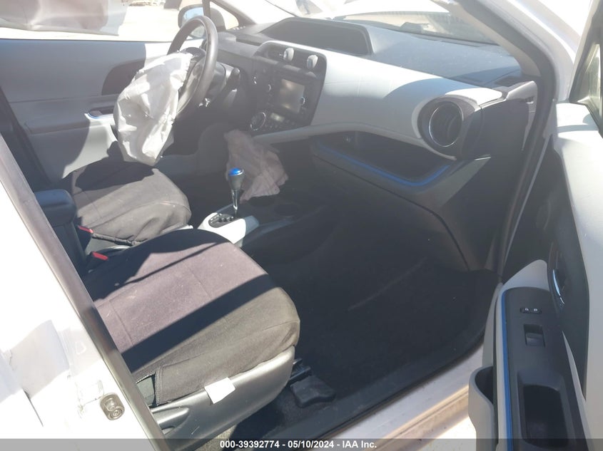 2012 Toyota Prius C Three VIN: JTDKDTB32C1020514 Lot: 39392774