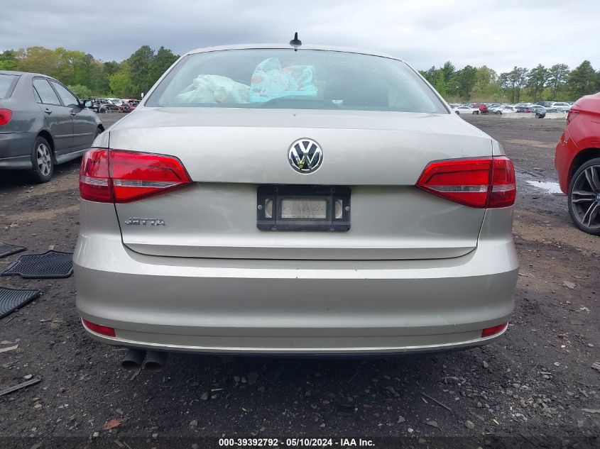 2015 Volkswagen Jetta 2.0L S VIN: 3VW2K7AJ2FM419828 Lot: 39392792