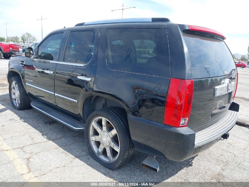 2008 Cadillac Escalade Standard VIN: 1GYEC63838R188998 Lot: 39392827