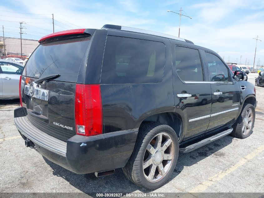 2008 Cadillac Escalade Standard VIN: 1GYEC63838R188998 Lot: 39392827