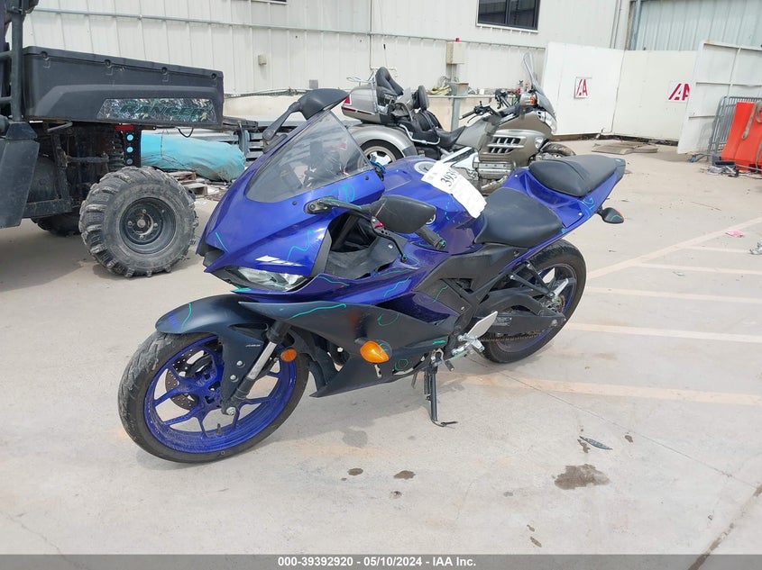 2023 YAMAHA YZFR3 A MH3RH18Y7PK012839