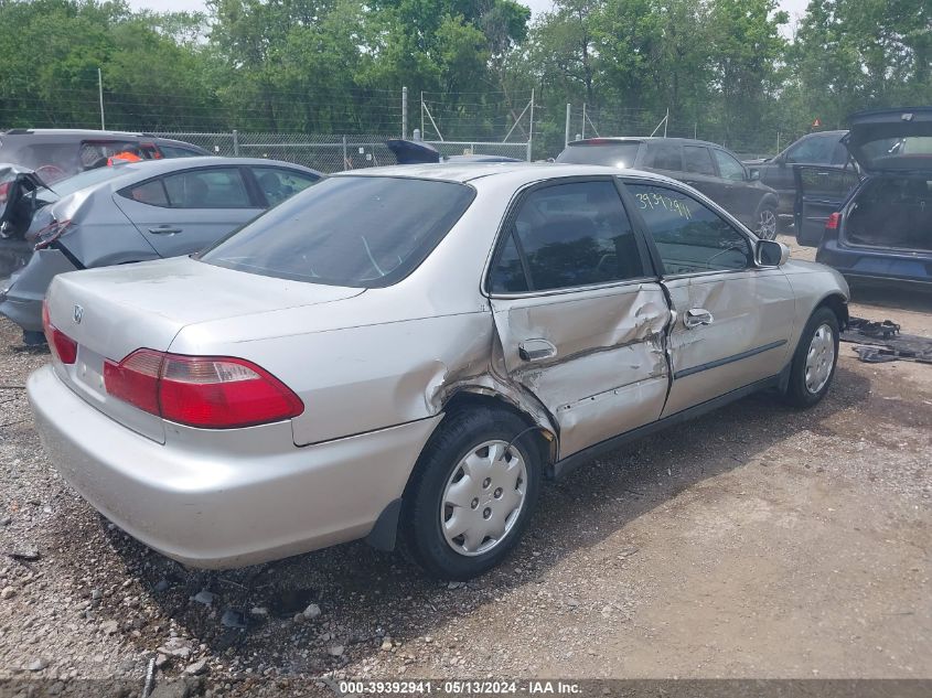 1998 Honda Accord Lx VIN: 1HGCG5646WA135519 Lot: 39392941