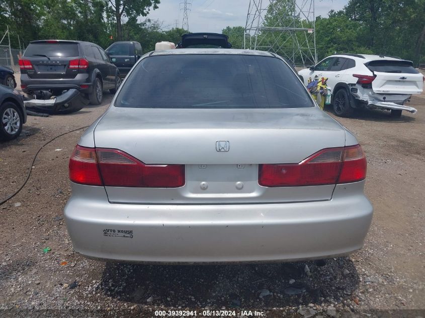 1998 Honda Accord Lx VIN: 1HGCG5646WA135519 Lot: 39392941