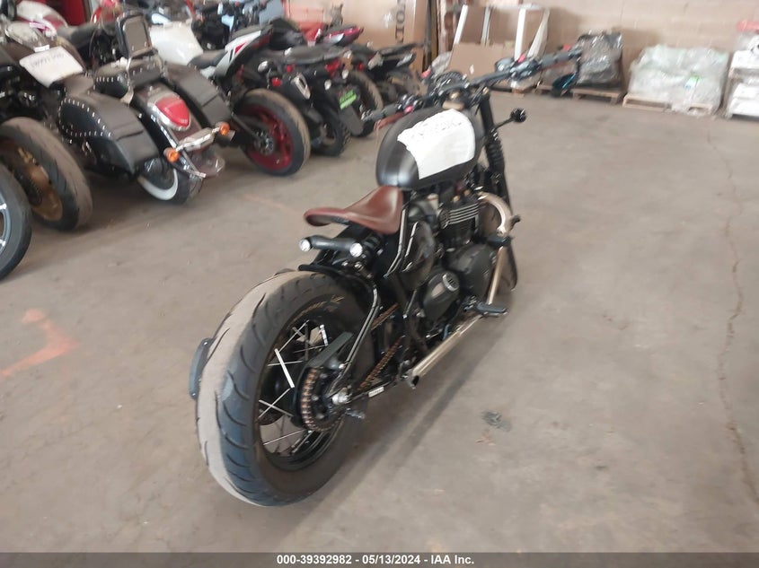 2022 TRIUMPH MOTORCYCLE BONNEVILLE BOBBER - SMTD53HL6NTAT7003