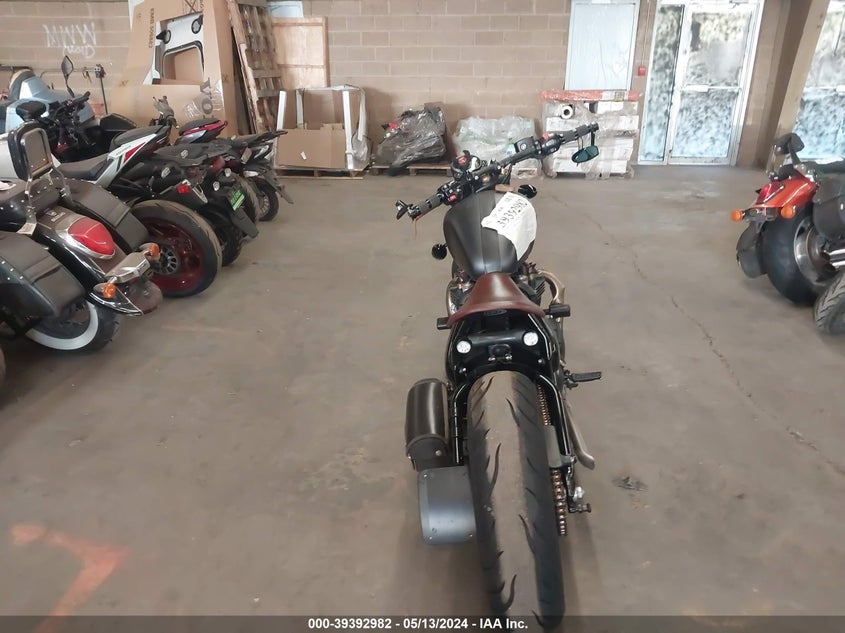 2022 TRIUMPH MOTORCYCLE BONNEVILLE BOBBER - SMTD53HL6NTAT7003