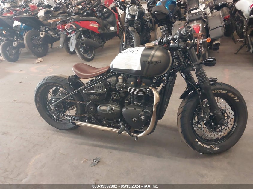 2022 TRIUMPH MOTORCYCLE BONNEVILLE BOBBER - SMTD53HL6NTAT7003