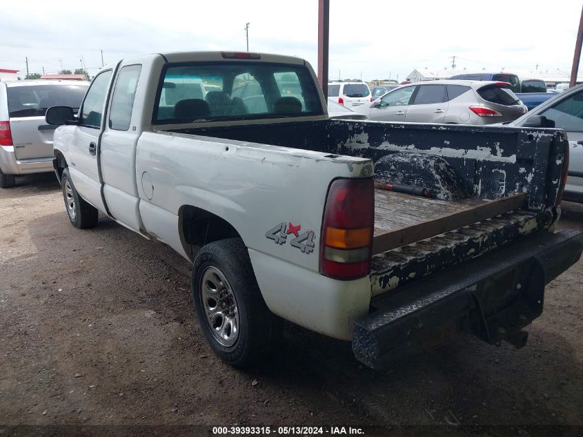 2000 Chevrolet Silverado 1500 VIN: 1GCEK19T3YE213686 Lot: 39393315