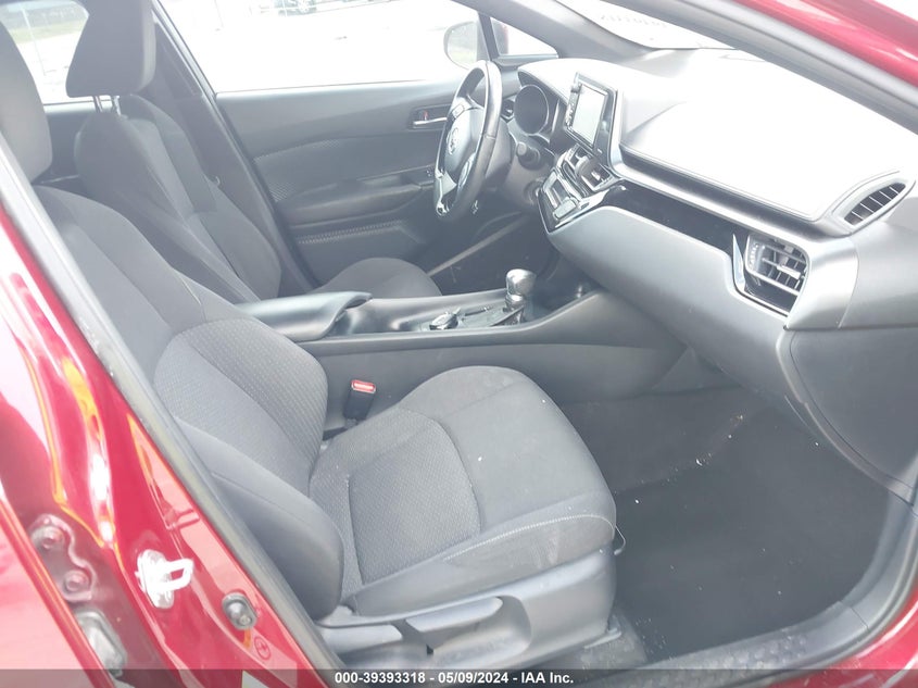 2018 Toyota C-Hr Xle VIN: NMTKHMBX6JR010399 Lot: 39393318