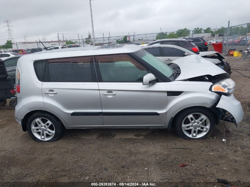 2011 Kia Soul + VIN: KNDJT2A2XB7312599 Lot: 39393874