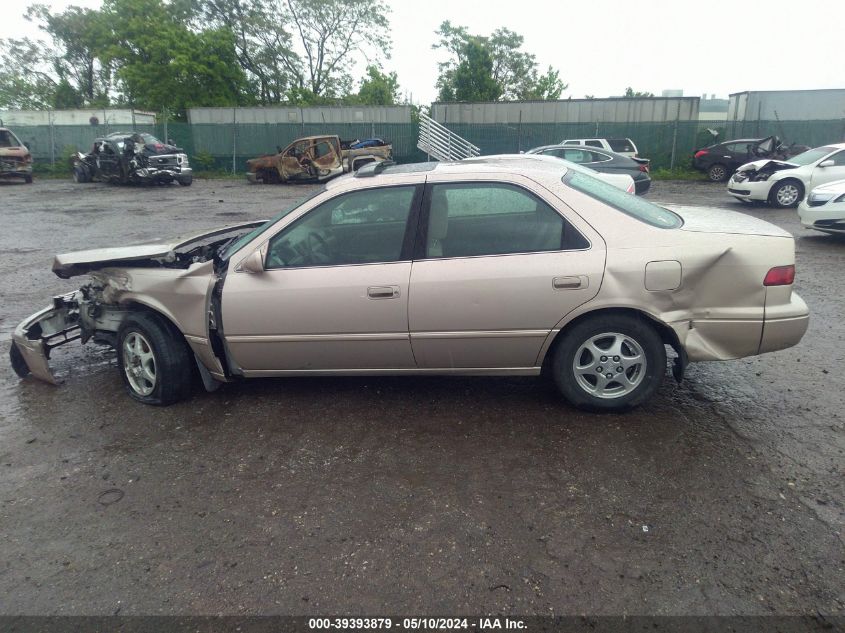 1998 Toyota Camry Xle VIN: 4T1BG28K2WU361524 Lot: 39393879